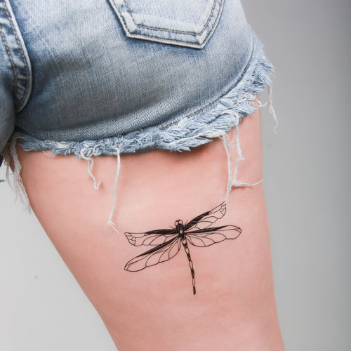tatouage ephemere libellule style delicat et poetique