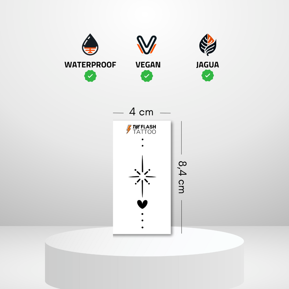 Tatouage étoile avec coeur pour femme idéal pour emplacement poignet ou cheville