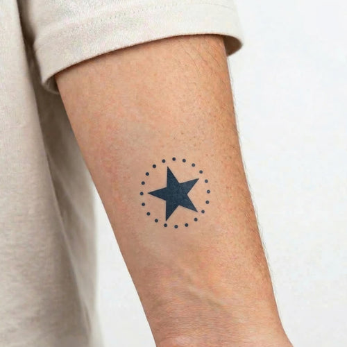 Tatouage etoile noire avec points ephemere et longue durée jusqu'à 2 semaines