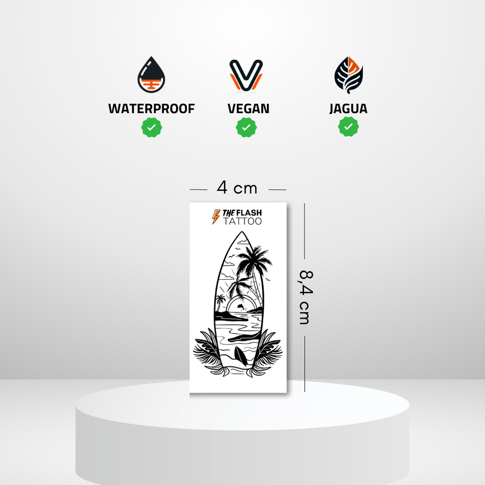 Tatouage ephemere surf realiste et decoratif avec palmier et coucher de soleil